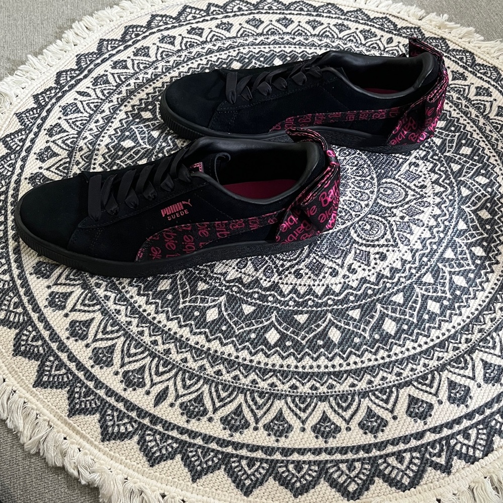 PUMA Barbie Doll Suede Classic Black Women’s Sneakers Size US 5
